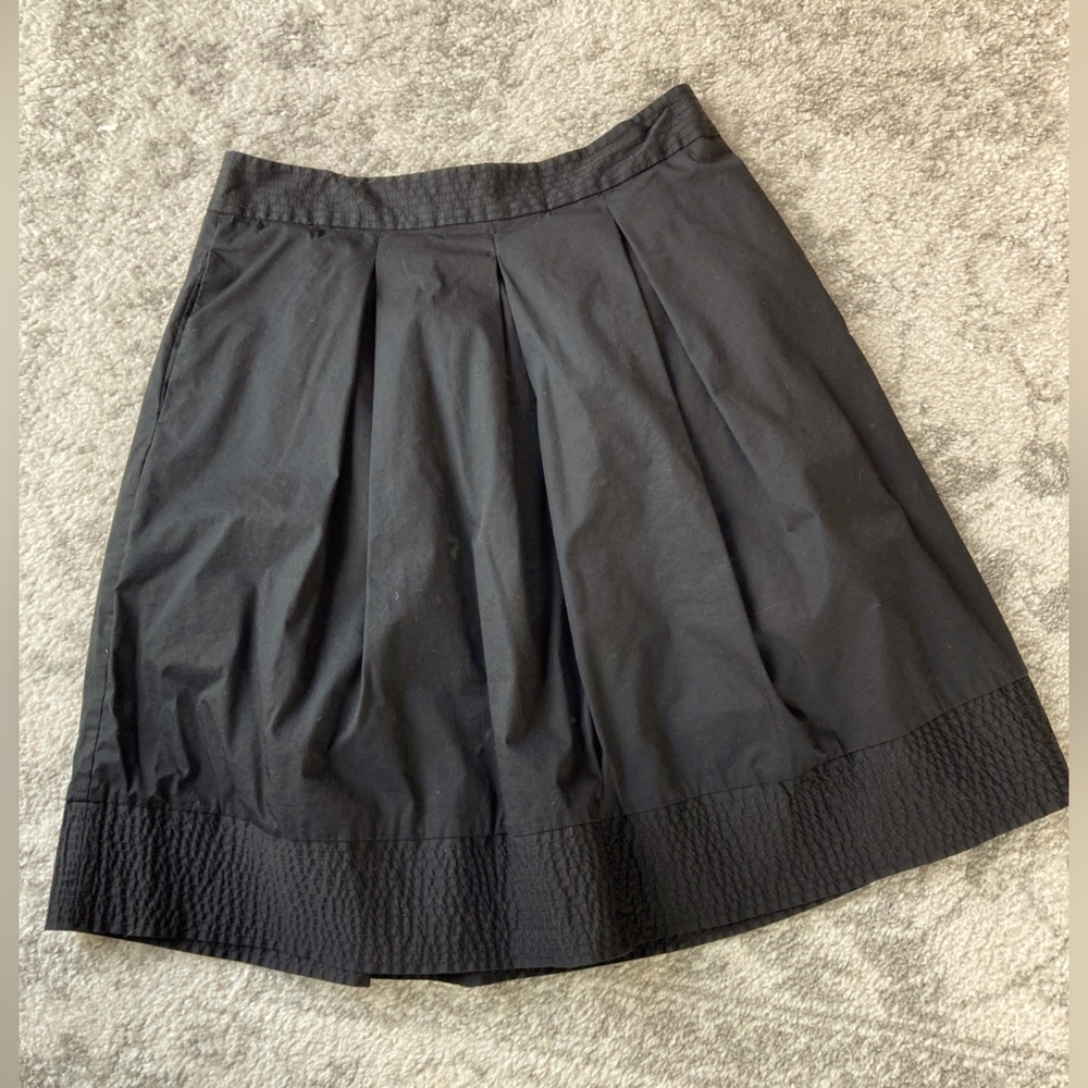 Black full skirt by Ann Taylor in size 10